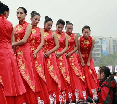 铁人风姿与赛场风采——重庆精英赛中的多彩瞬间